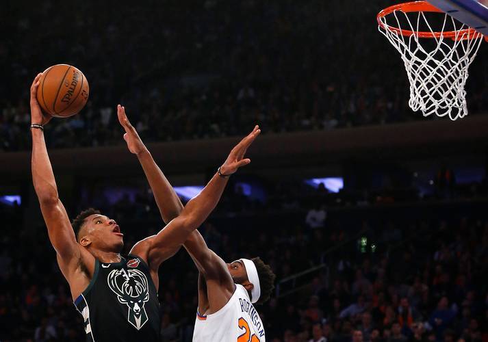 土耳其男篮力克雄鹿B队,莫里斯统治全场 土耳其男篮力克雄鹿B队,莫里斯统治全场