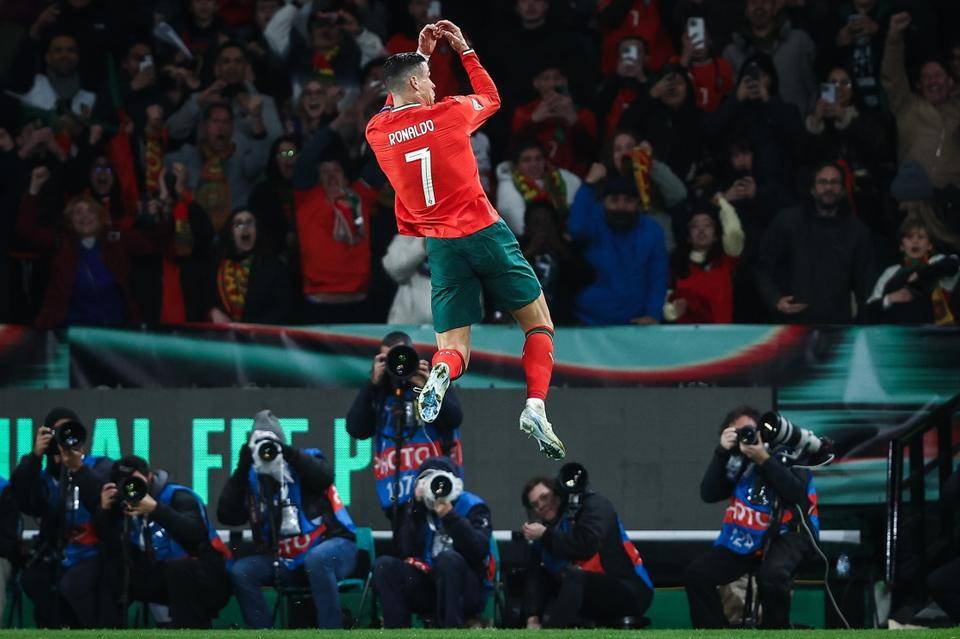 葡萄牙爆冷瑞典,马尔基尼奥斯三分雨点燃全场 葡萄牙爆冷瑞典,马尔基尼奥斯三分雨点燃全场