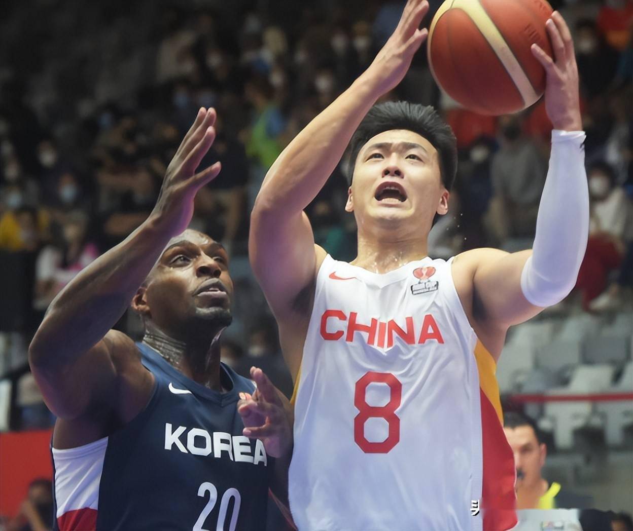 开云官方app入口-云南男篮冲破重围,全队团结迎擂成功