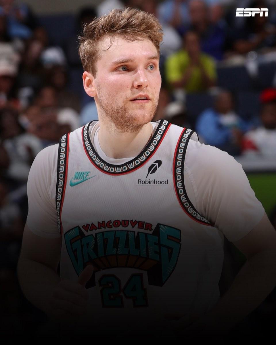 鹈鹕vs凯尔特人:泰特姆斯单挑,凯尔特人险胜鹈鹕 鹈鹕vs凯尔特人:泰特姆斯单挑,凯尔特人险胜鹈鹕